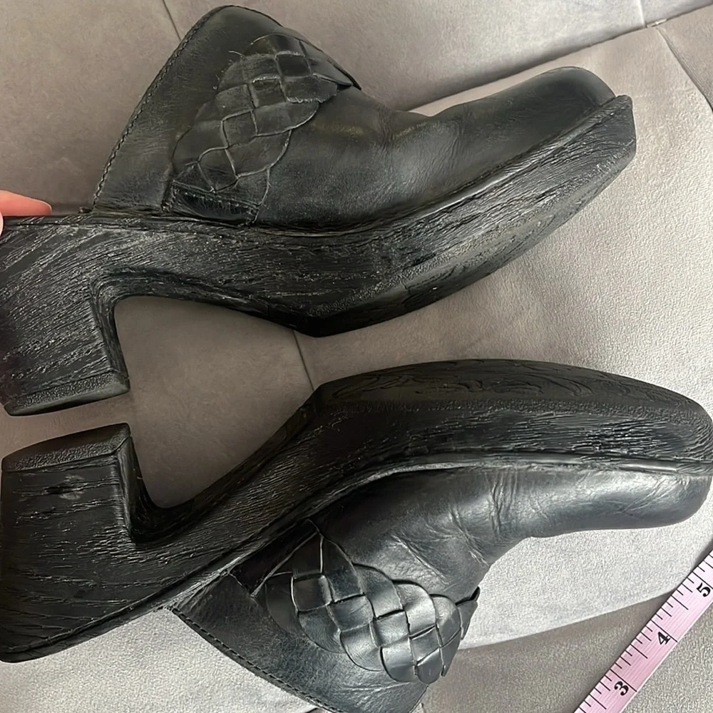 “Born- Clog Wedges size 9”